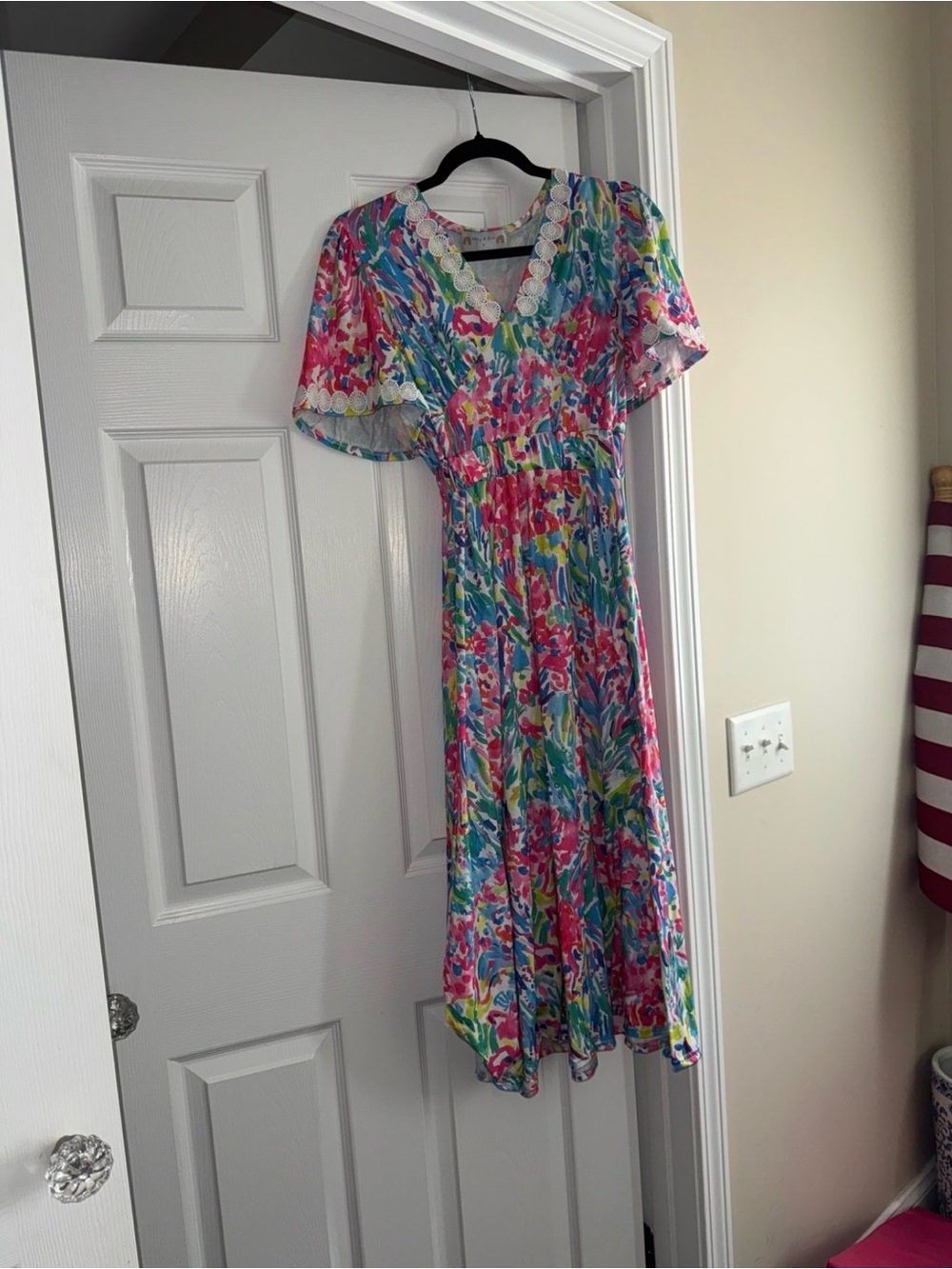 Colorful Floral V-Neck Maxi Dress